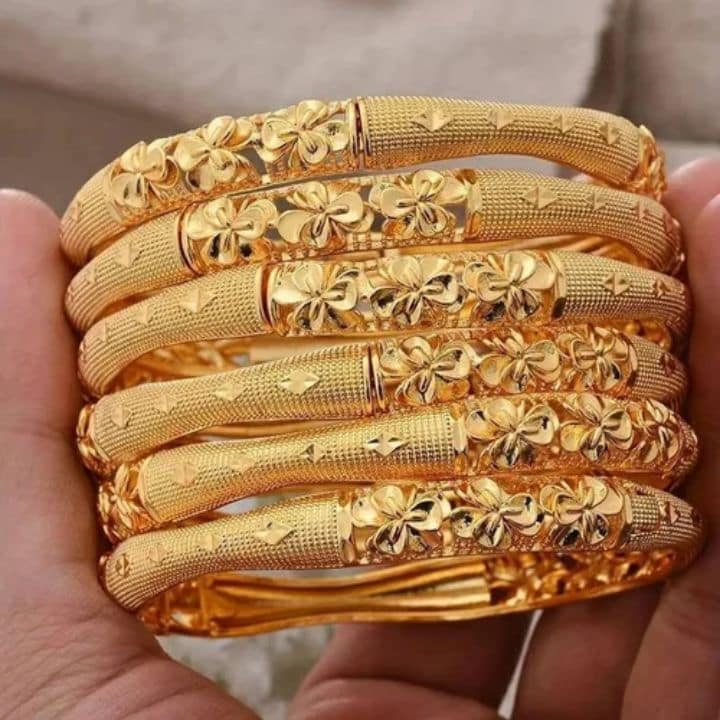 gold bangles design